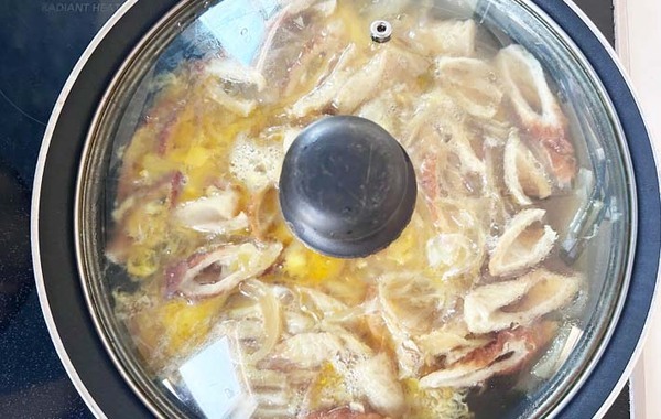 冷蔵庫にあったちくわと卵を見て…？　思いついたレシピが家族に大好評！