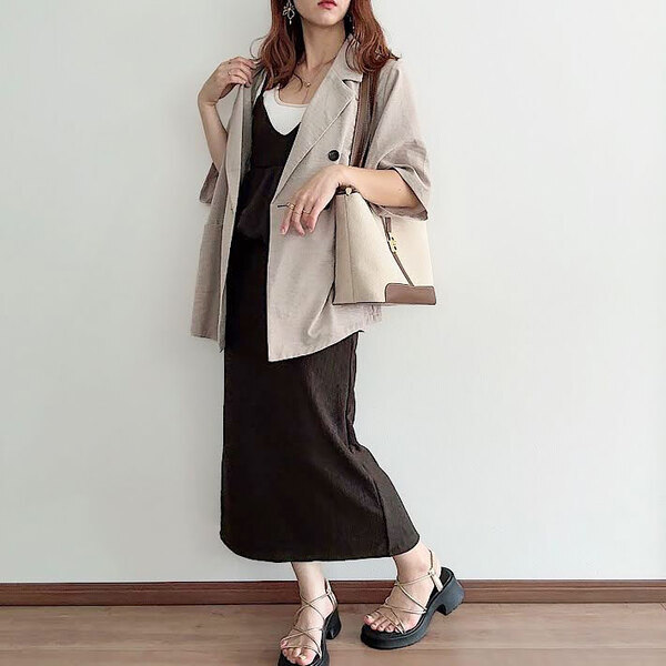 これが２０００円で買えるの？　しまむらの『高見えワンピ』が着回しバツグンで万能だった