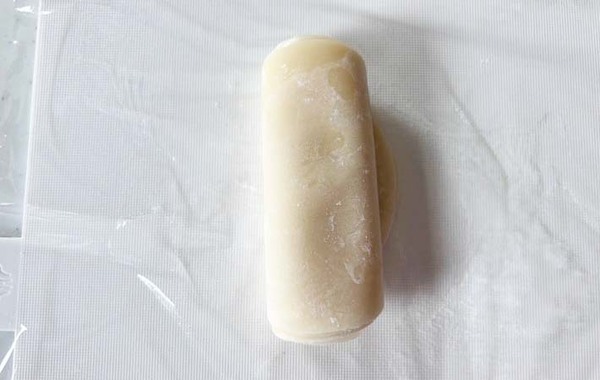 砂糖と餃子の皮だけで作る！　家族が驚いた『手作りおやつ』がこちら