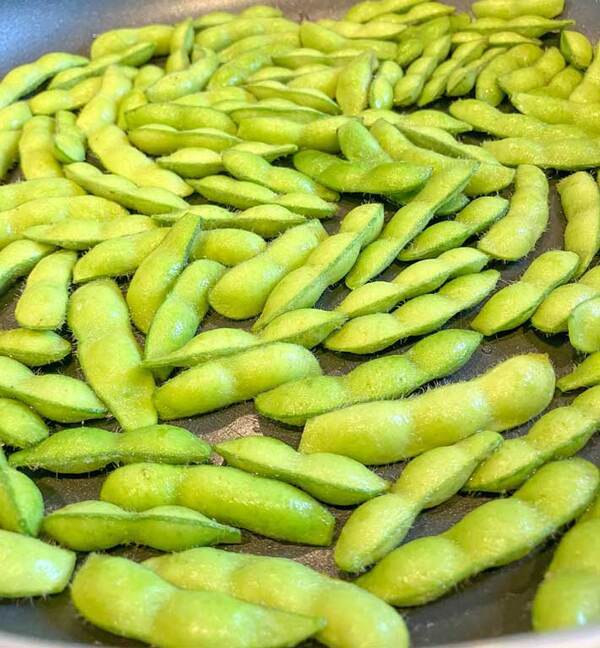 枝豆、ゆでるのではなく…「この発想はなかった」「食べる手が止まりません！」