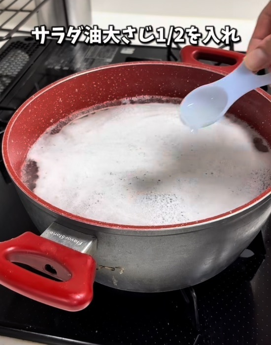 ゆで時間は半分でOK　油と氷水で仕上げるそばに「コシが全然違う」「簡単すぎ」