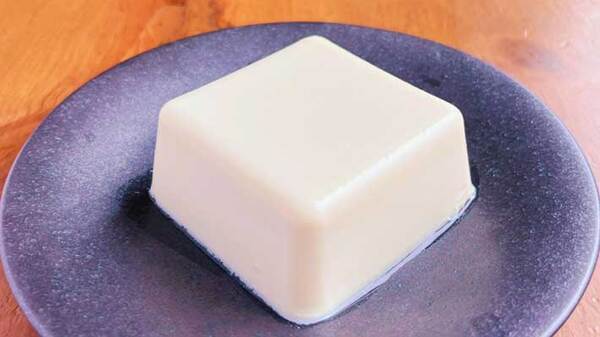 冷たい豆腐にかけるのは…　醤油ではなく？「コレは思い付かなかった」