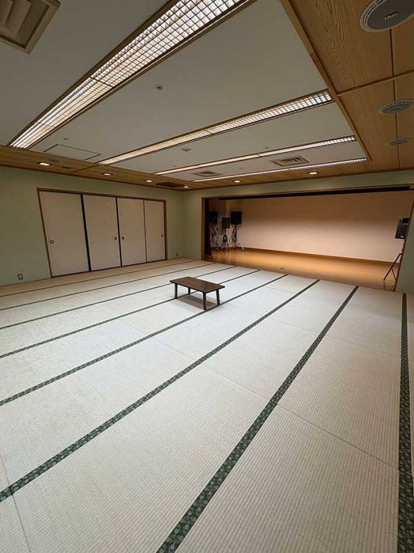 『午後は２時間２５０円』の部屋　通されたのが？「吹いた」「宇宙を感じる」