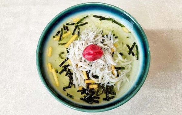 「ノドごし最高」「すぐ食べちゃった」　『お茶づけ海苔』にお湯は注がず…？