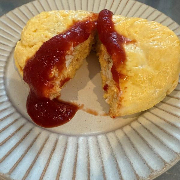 混ぜてレンチンするだけ　オムレツの仕上がりに「ふわふわ」「試す価値ある」