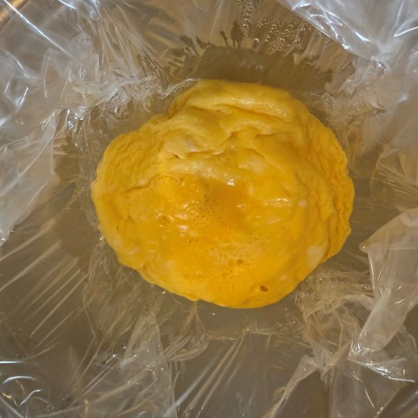 混ぜてレンチンするだけ　オムレツの仕上がりに「ふわふわ」「試す価値ある」