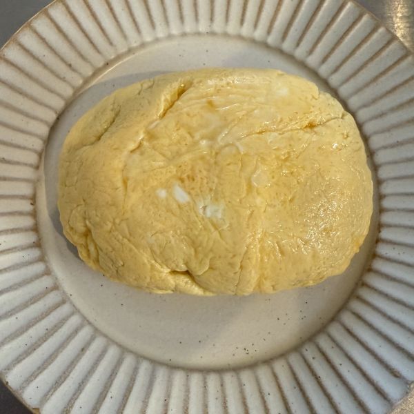 混ぜてレンチンするだけ　オムレツの仕上がりに「ふわふわ」「試す価値ある」