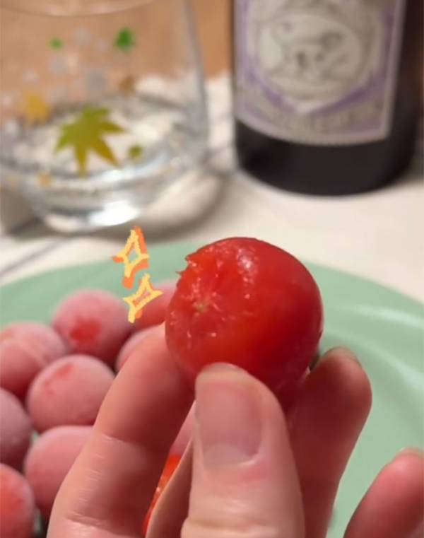 ミニトマトを冷凍してみて！　完成したものに「初めて知った」「おいしそう」