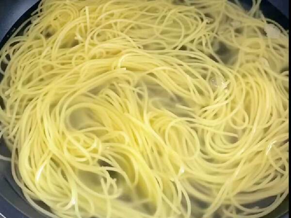 パスタを２時間水に浸けて…できたものに「初めて知った」「やってみます！」