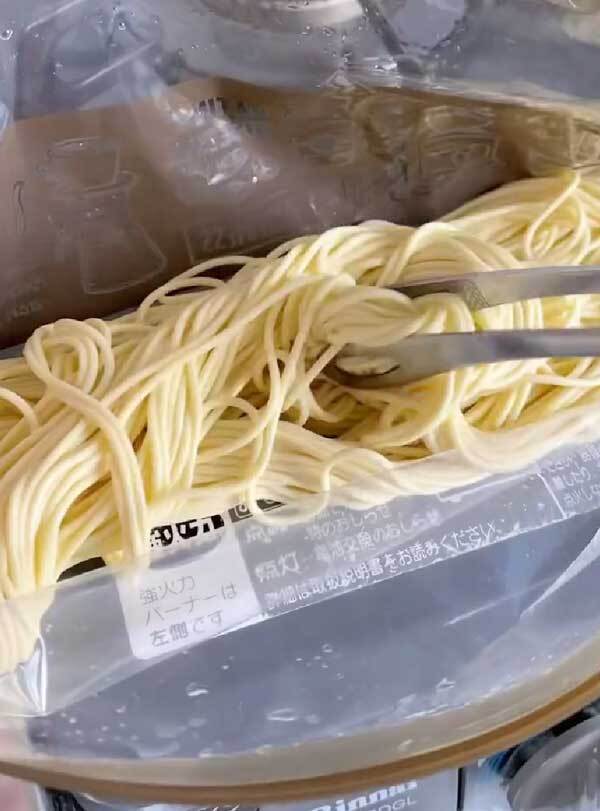 パスタを２時間水に浸けて…できたものに「初めて知った」「やってみます！」