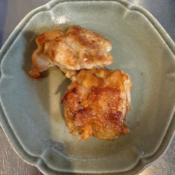 「揚げてないのにカリカリ」　鶏肉を焼くだけのから揚げに「これはアリ」「ヘビロテ決定」