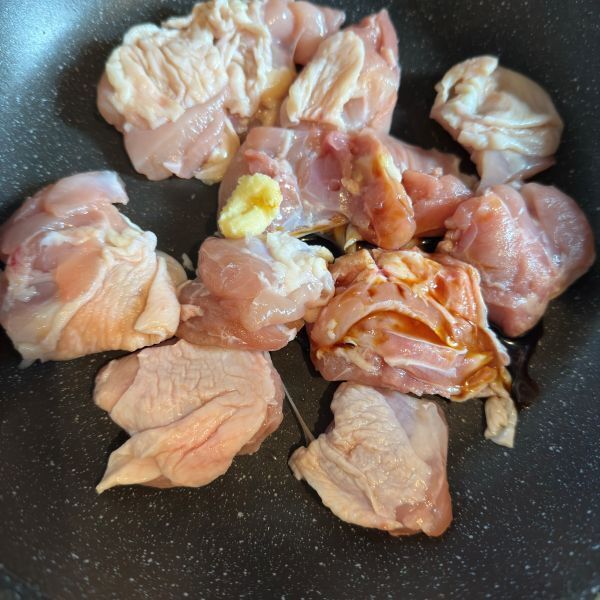 「揚げてないのにカリカリ」　鶏肉を焼くだけのから揚げに「これはアリ」「ヘビロテ決定」