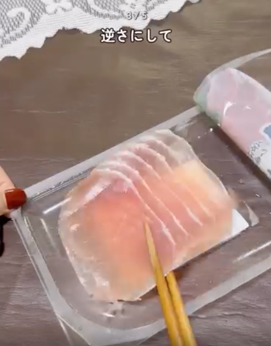 ゼリーのフタは『反対側』から　液体があふれにくくなる理由に「助かる」「今度からそうする」