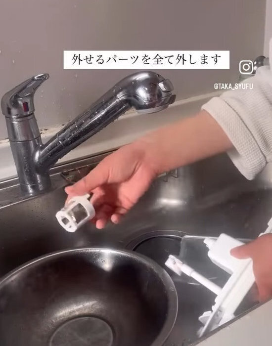 カビ氷で夏を迎えるなんて無理！　製氷機のお手入れ法に「ゲゲッ」「絶対やる」