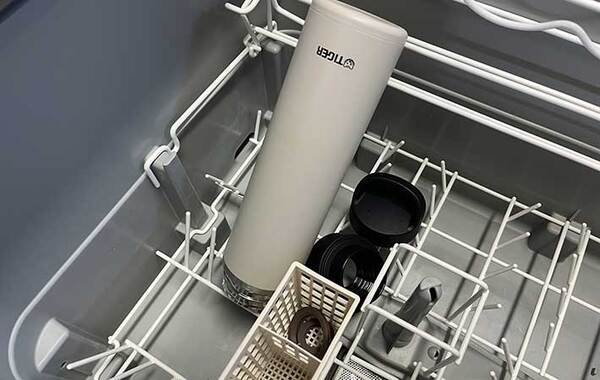 「炭酸を入れられる水筒って実際どうなの？」　炭酸を愛してやまない筆者が徹底検証してみた！