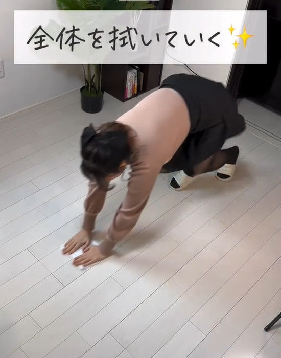 床掃除は『掃除機前』が勝負だった　正しい手順に「すぐ実践した」「納得すぎる」