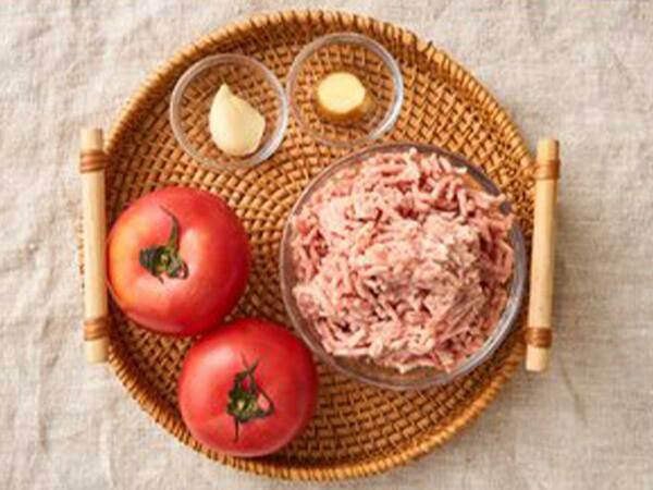 ひき肉とトマトで作ったのは…　マルエツのレシピに「メモしておく」「絶対作る」