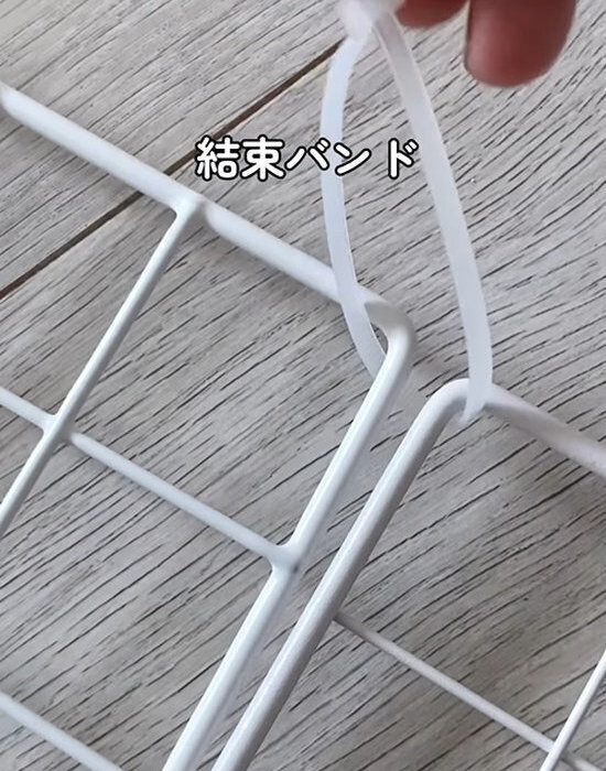 「クローゼットがごちゃ付く…」　１００均の棚アイデアに「最高すぎ」「真似する」