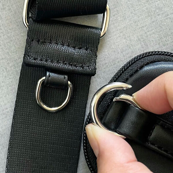 デザインも実用性も抜群！　しまむらの『2420円バッグ』に「絶対買う」「争奪戦間違いなし」