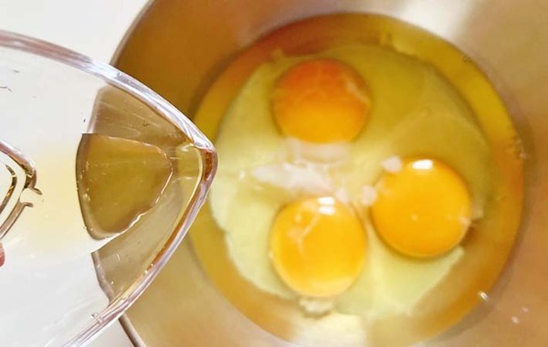 砂糖の代わりに入れたのは…　「意外」「また食べたい」と好評の玉子焼きがコレ