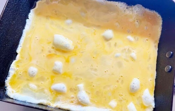 砂糖の代わりに入れたのは…　「意外」「また食べたい」と好評の玉子焼きがコレ