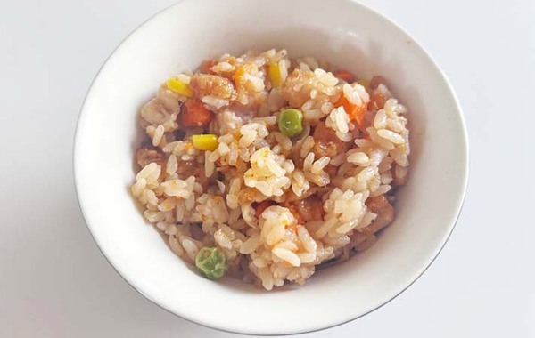 『ほんだし』と醤油を大さじ２杯ずつ入れて？　「その手があったか」「箸が止まらん」