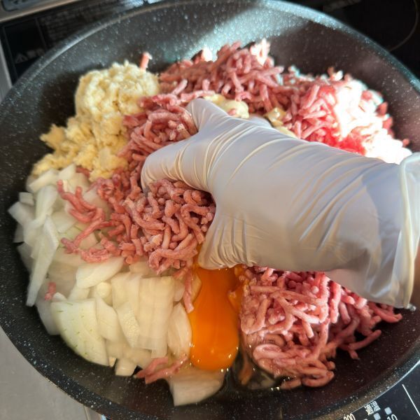 ハンバーグに氷を入れたら…　仕上がりに「驚き」「試したい」