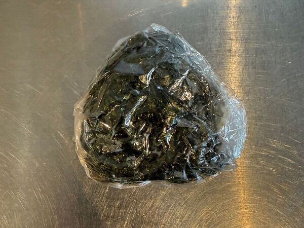 握らないおにぎりにしたら…　「便利すぎ」「毎日コレ」