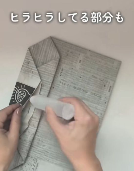 新聞紙２枚で簡単エコバッグ！　作り方に「簡単じゃん」「もっと作ろ」