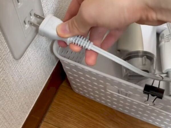 コードの絡まりがゼロに？　家にあるもので「毎日快適」