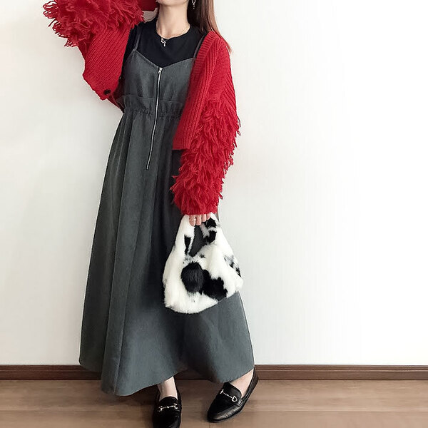 大人がしまむらに惚れ直す　『ツイルジップワンピース』に「想像以上だった」