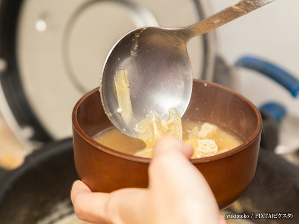 味噌汁に入れた『意外な具材』とは？　土井善晴さんの投稿に「考えたこともなかった」