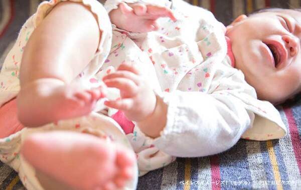 手をパチパチと叩く赤ちゃん　その後の展開に「笑いすぎてしんどい」「愉快でかわいい」