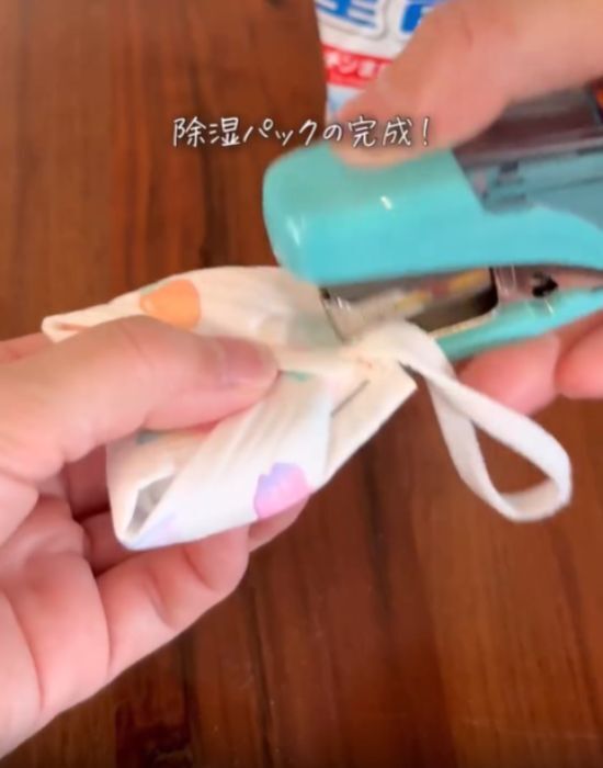 空きビンに重曹を入れるだけ？　効果に「これは便利」「やるしかない」