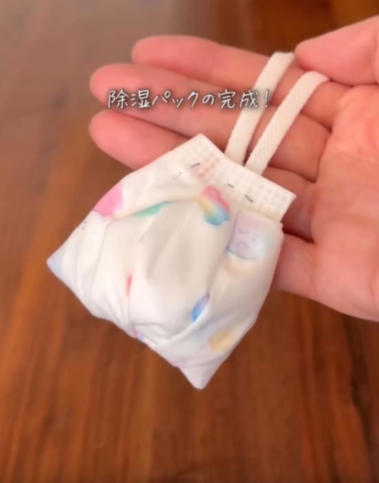 空きビンに重曹を入れるだけ？　効果に「これは便利」「やるしかない」