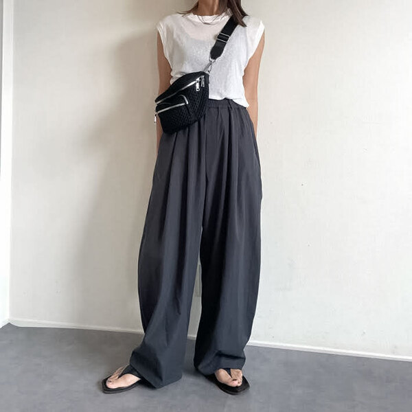 ハイブランドかと思った！　まさかの『しまむら』でモードすぎるパンツを発見！