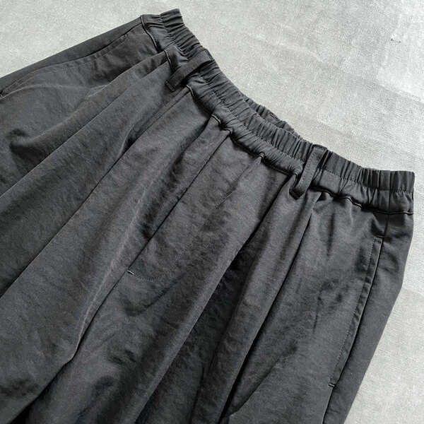 ハイブランドかと思った！　まさかの『しまむら』でモードすぎるパンツを発見！