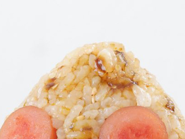 「これは罪なおにぎりですよ…」　ウインナーと一緒に加える『ご飯のお供』が？