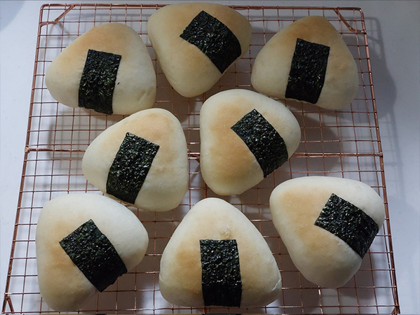 どう見ても『おにぎり』だけど…　カット写真に「本当に？」「混乱してきた」