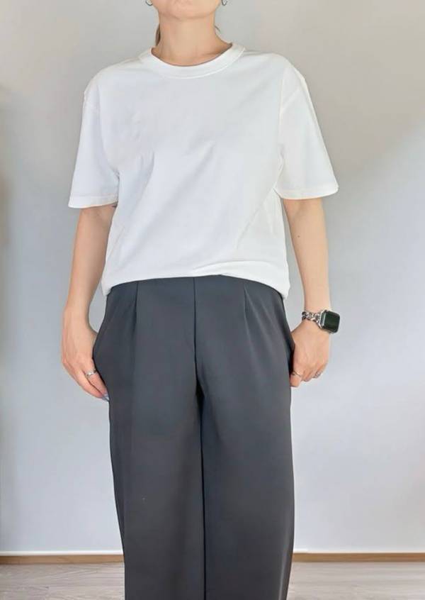 夏はこれ一択！　ユニクロの『コスパ最強Tシャツ』に「完璧」「毎年買ってます」