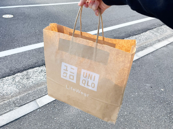 夏はこれ一択！　ユニクロの『コスパ最強Tシャツ』に「完璧」「毎年買ってます」