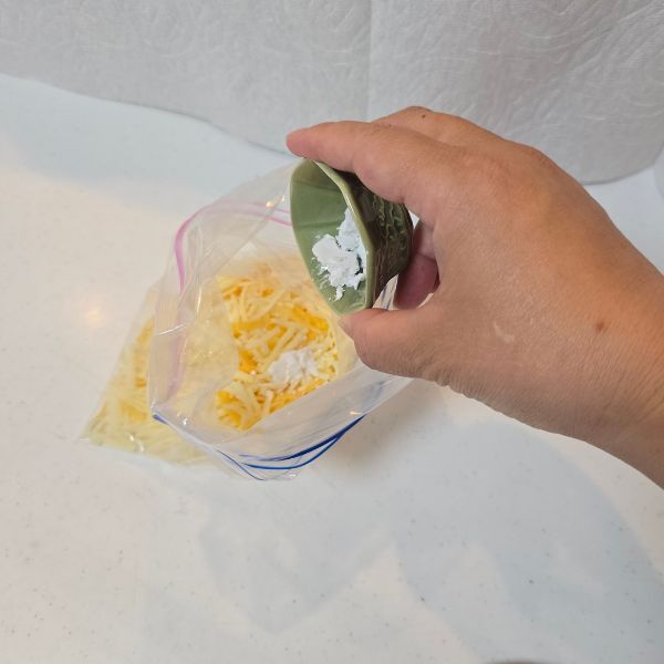 麦茶をかけて焼くと？　食パンの変化に「驚き」「試すしかない」