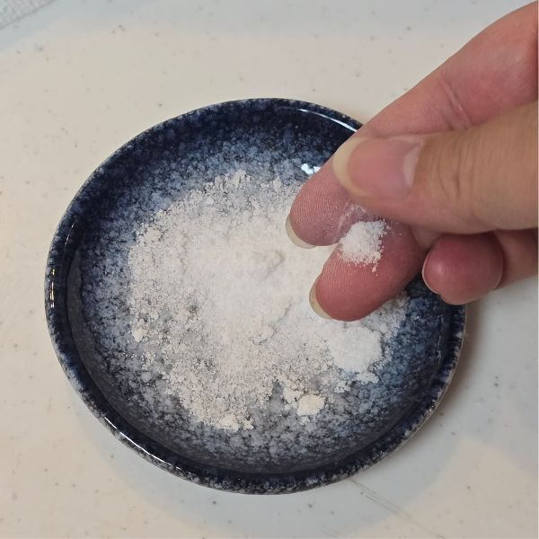 麦茶をかけて焼くと？　食パンの変化に「驚き」「試すしかない」