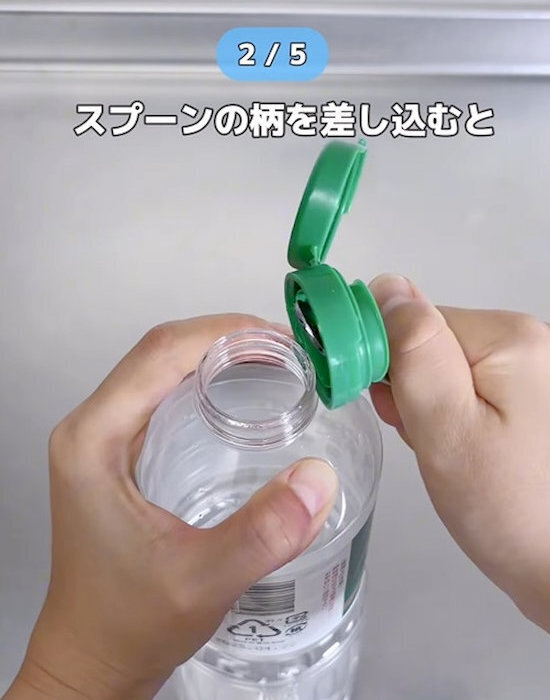 パックの豆腐を逆さにしたら…　試してみたくなる裏技に「気持ちいい！」