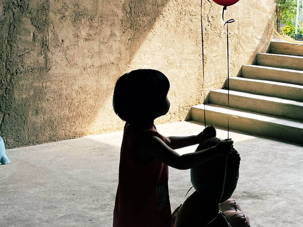 母親が撮った何気ない娘の写真に、１１万人が『いいね』をした理由とは？