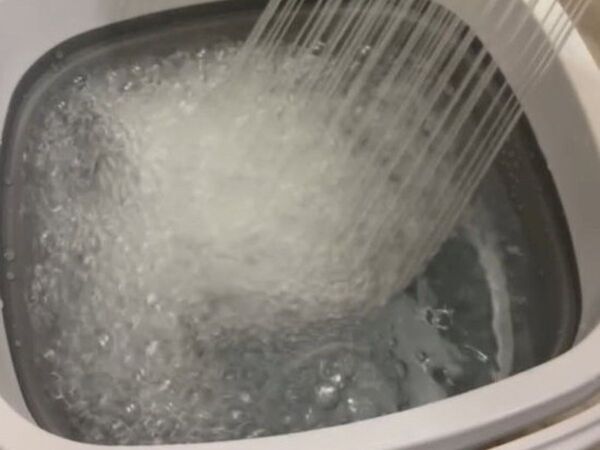 お風呂の蛇口、洗ったことある？　汚れの溜まり具合に「絶句」「見たくなかった」