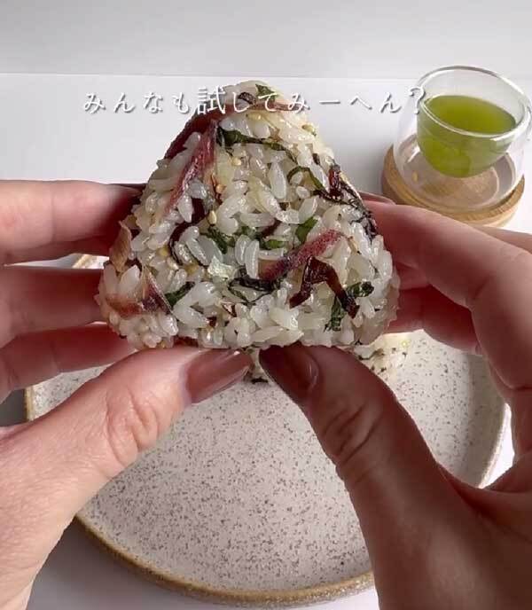 「ナイスアイディア！」「絶対作る」　夏に食べたい『おにぎり』がこちら