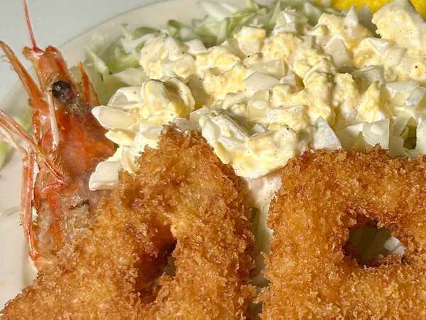 海老フライの『形』をよく見ると…　まさかのビジュアルに「どうやって作ったの？」