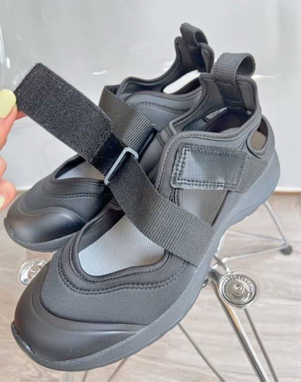 無印良品の軽くて蒸れない『夏サンダル』が、便利すぎて毎日履きたい！