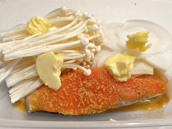 タマネギとエノキを添えて…？　味の素おすすめのレシピに「リピ確定！」